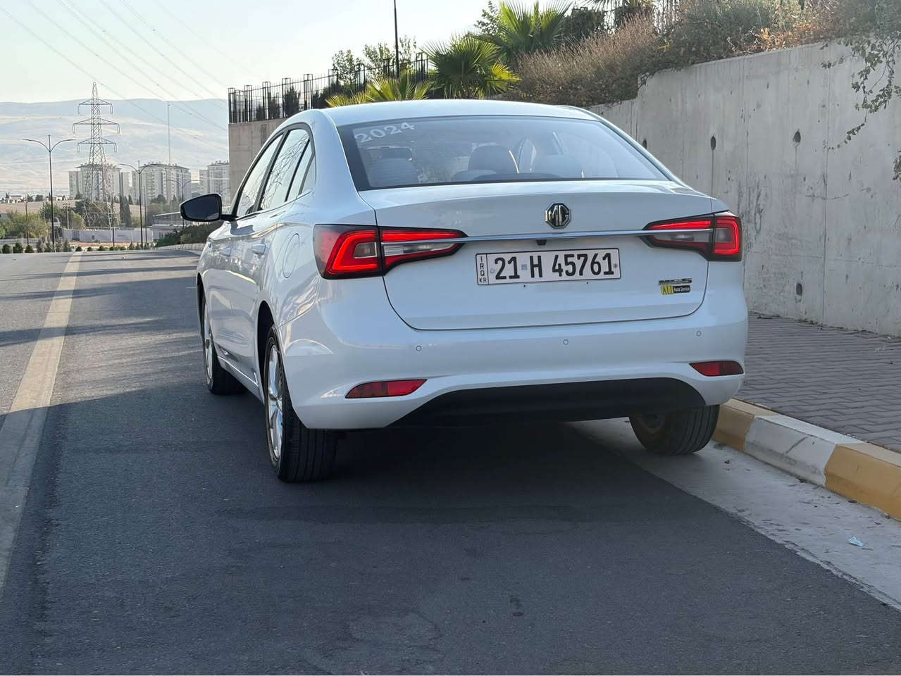 ئێمجی 5 مۆدێل 2024 
کۆمفۆرت فول مواسەفات ناوزەرد
سەیارەکە کلینە هیچی پێوەنیە 
بێ بۆیاغ و سارد و پیدیئار
تەنیا ١٥ هەزار کیلۆمەتر رۆشتووە 
نرخی تەنها ١٠٨ و مەجالی تیایە 
بۆ پەیوەندی *********** السليمانية, العراق
