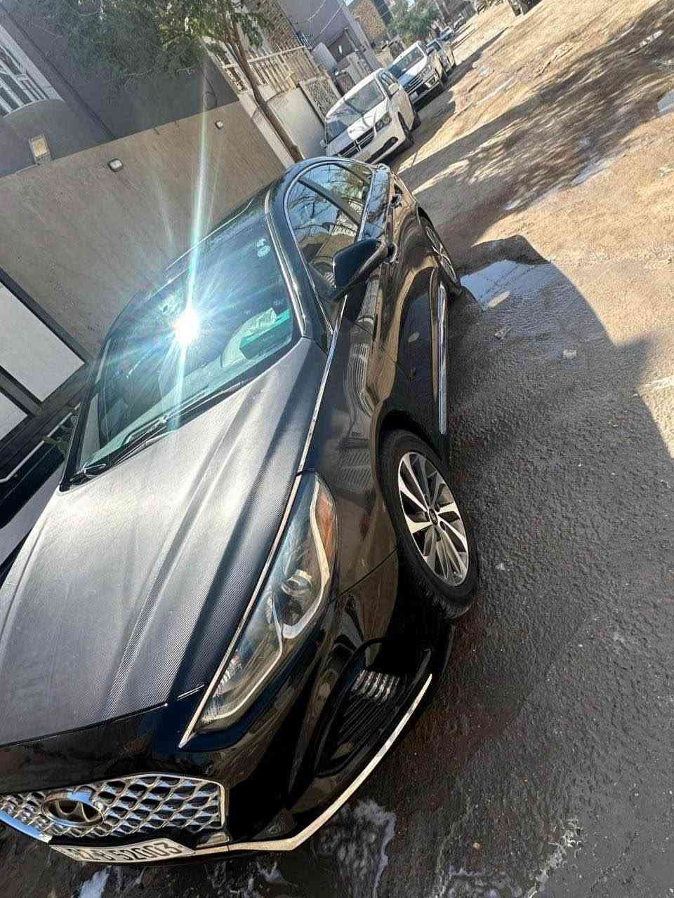لسلام عليكم

سوناتا موديل 2018

سبورت

شفتات

بصمة

فتحة 

كشنات كهربائية + تدفئة 

ستيرن سبورت 

داخل جلد 

رادار جانبي

شاشة وكامره 360 درجه

وبقية الموصفات معروفه

رقم اربيل الجديد 

هزه وسنويه جديده 

بيها قطعتين  بدون دواخل 

مكينة وكير كفاله

السعر المطلوب 122 وبيها مجال حك الجيه 

*********** النجف, العراق

