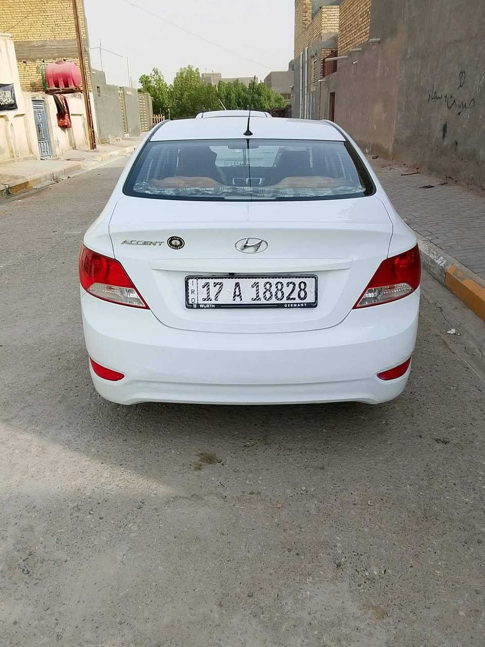 اكسنت موديل 14 خليجي محرك 1600 جاهزة السياره سنويه وهزة ورقم جدد لغايه 2031 تحويل مباشر بيها صبغ ثلاث قطع بدون دواخل السعر 78 وبيها مجال مكانها سماوة قضاء الخضر ***********
