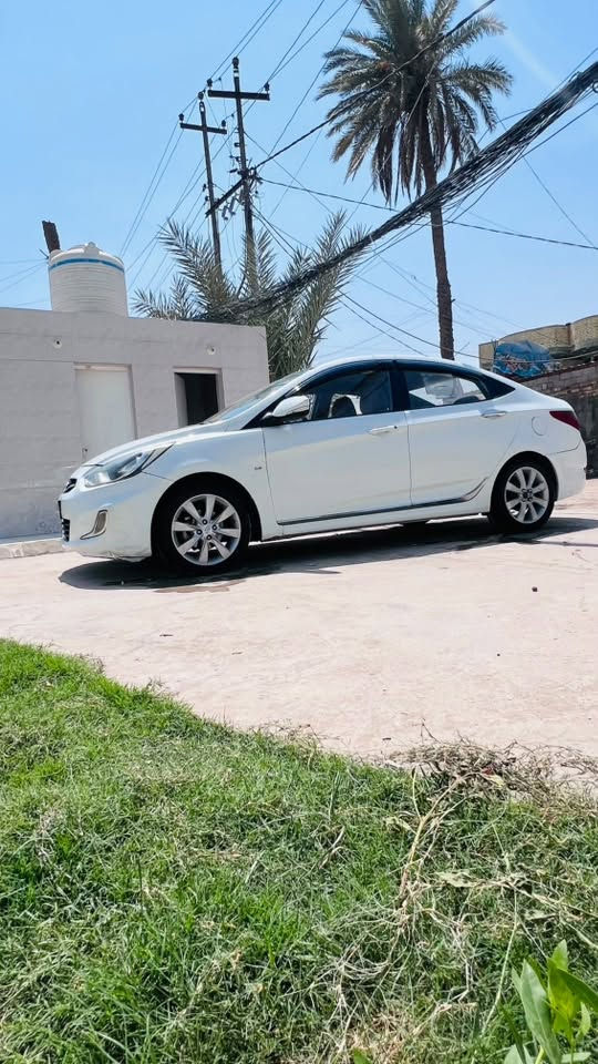 السلام عليكم اكسنت ٢٠١١بابل تحويل ثاني يوم محرك ١٦٠٠تخم تاير  حداديه تبريد ثلج ❄️جاملغ خلفي نص صبغ + جاملغ امامي تبديل الباقي كفاله 
مكان السياره بابل السعر 79 وبيها مجال حك الجيه 
*********** الهاتف
