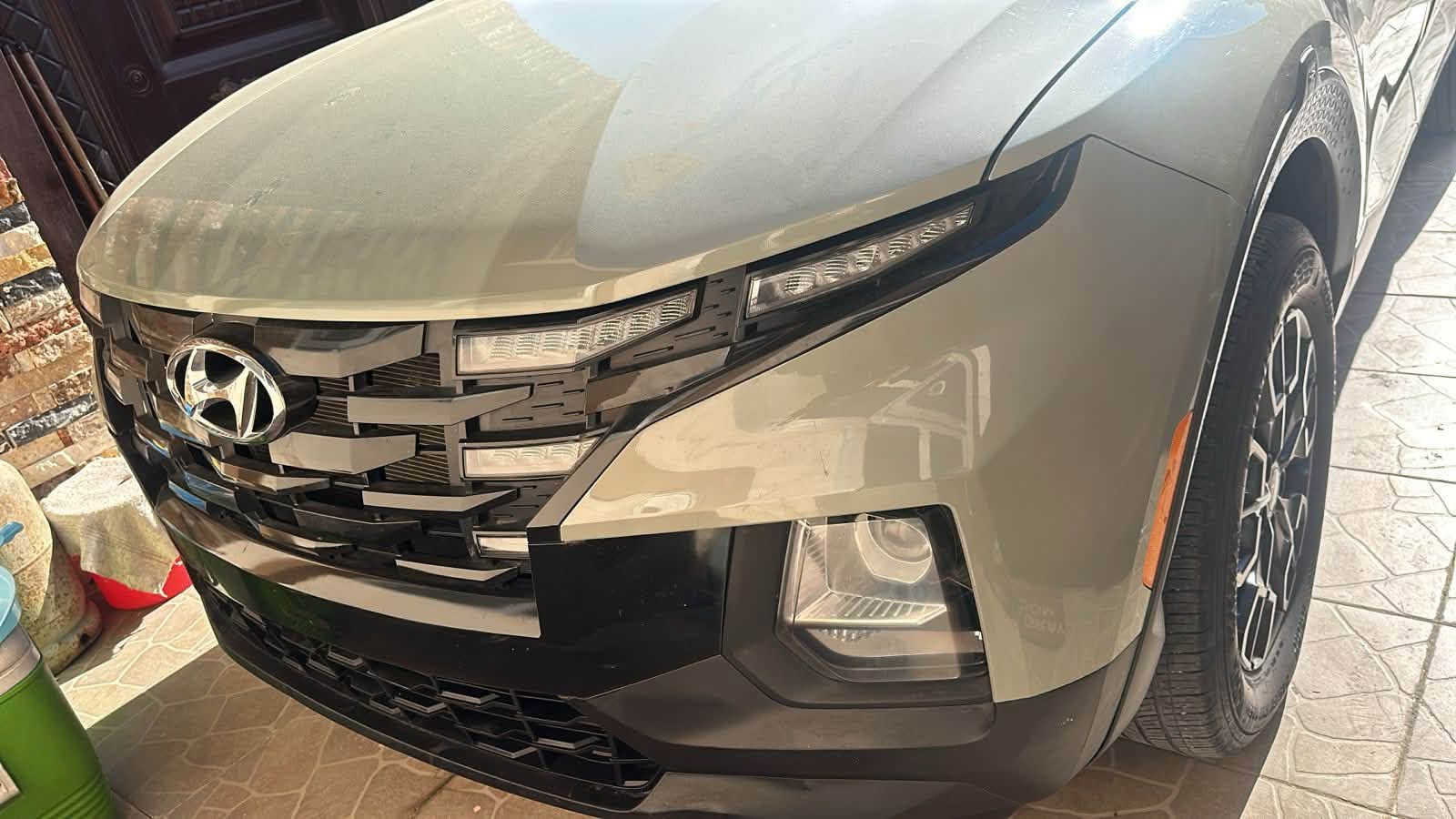 هونداي سنتا كروز 2023
وارد امريكي حادثهة ربع البنيد صبغ وقبغ الجنطة الخلفي بدون دواخل
ماشية 70,000 mi
فول مواصفات فتحة وبصمة وكرسي كهرباء 
بدون رقم فحص مؤقت
السعر 155 بيع مستعجل
مكانهة بغداد حي الاعلام 
***********

نص مكتوب في الصور:
- 30584543