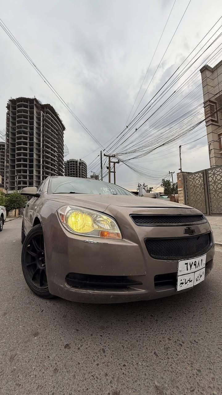 مكينه ٢٤٠٠ • شاشه كاميرا • تكييف ثلج