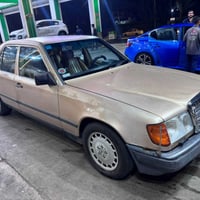 ماسيدس دب 300 E موديل ١٩٨٩ فول مواصفات السياره كله شغاله تبريد مكهربائ...