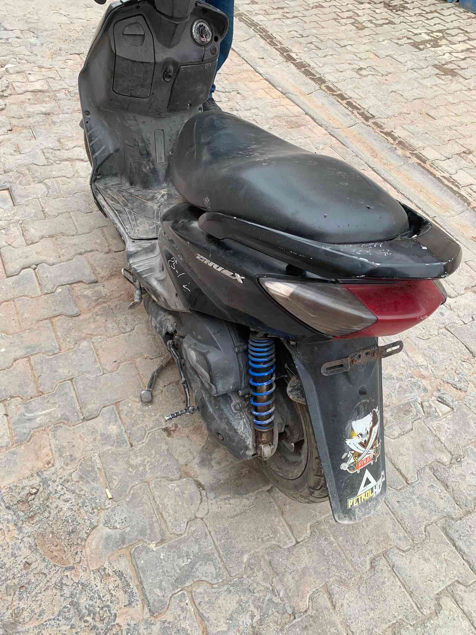 سكنس • كوم حديد • سلف