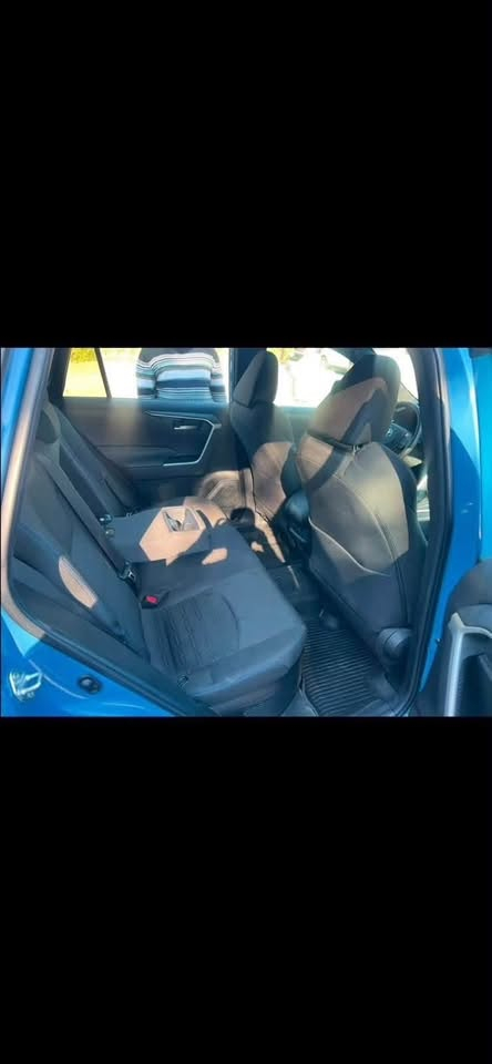 � للبيع | Toyota RAV4 Hybrid SE 2023 🚘

🔹 اللون: أزرق مميز 🫐

🔹 فئة SE

🔹 هايبرد + بنزين

🔹 تشغيل بصمة ودخول ذكي

🔹 كرسي السائق كهربائي

🔹 ترقيم بغداد جديد والسيارة باسمي

✅ سيارة مناسبة لمن يبحث عن RAV4 حديثة بسعر منافس مع توضيح كامل لحالتها.

الحالة:

* صبغ باب السائق مع الجاملغات الأمامية والبنيد.

* يوجد شاصي مع لغد جهة السائق (الفخذة).

* تعديل بالشاصي الأيمن.

* تعديل بارد بالجاملغ الخلفي جهة السائق.

💰 السعر: 170 ورقة وقابل للتفاوض بالمعقول.

📍 الموقع: بغداد – البياع

📞 للاستفسار.      ***********

الرجاء التواصل للجادين فقط. �
