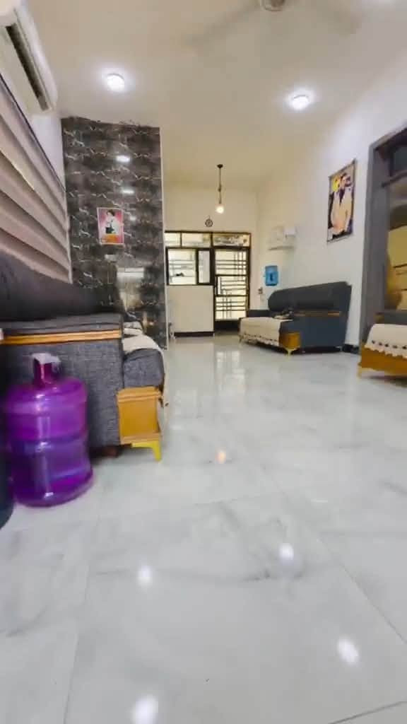 � دار للبيع – بيع بألاقساط او نقد
📍 العنوان: حي الأمين – داخل مجمع سعيد
📜 الملكية: زراعي سند 25
📐 المساحة: 300 متر

🏠 تفاصيل الدار:
• غرفتين نوم
• صالة استقبال
• مطبخ
• صحيات داخلية وخارجية
• كراج
• حديقة 🌿
• البناء: طابوك وصب كونكريت

🔺#للاستفسار مراسله واتساب ع الرقم التالي 

http://wa.me/+964*********** مقتدى 📲

—————————————————————
او زيارة مكتبنا

🔺العنوان:- حي الجامعة شارع عشرين مكتب مقتدى العكيلي للعقار والمقاولات العامة
