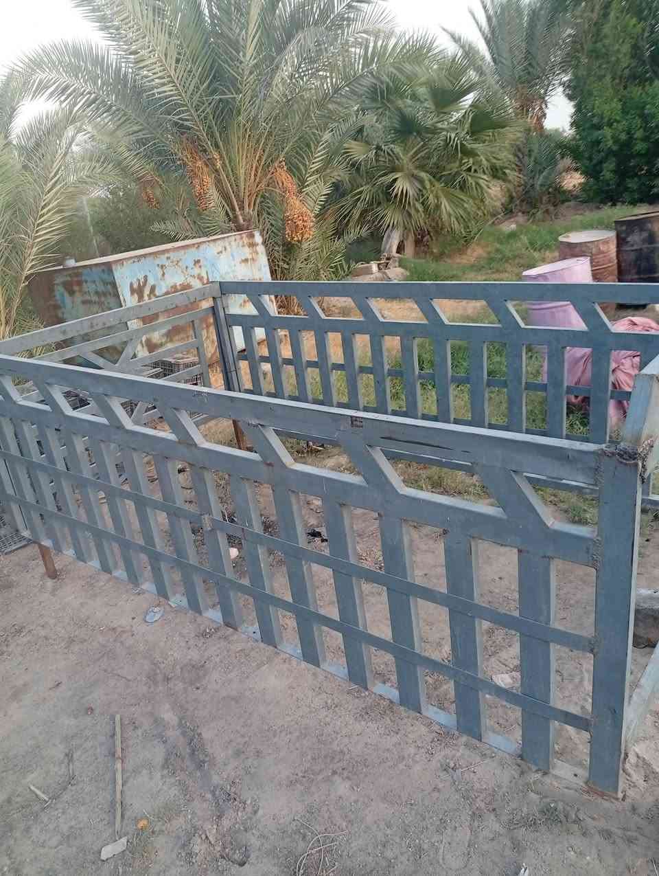 سلام عليكم محجر فحل لبيع ابو العوجيه سعر 400وبيه مجال ***********
