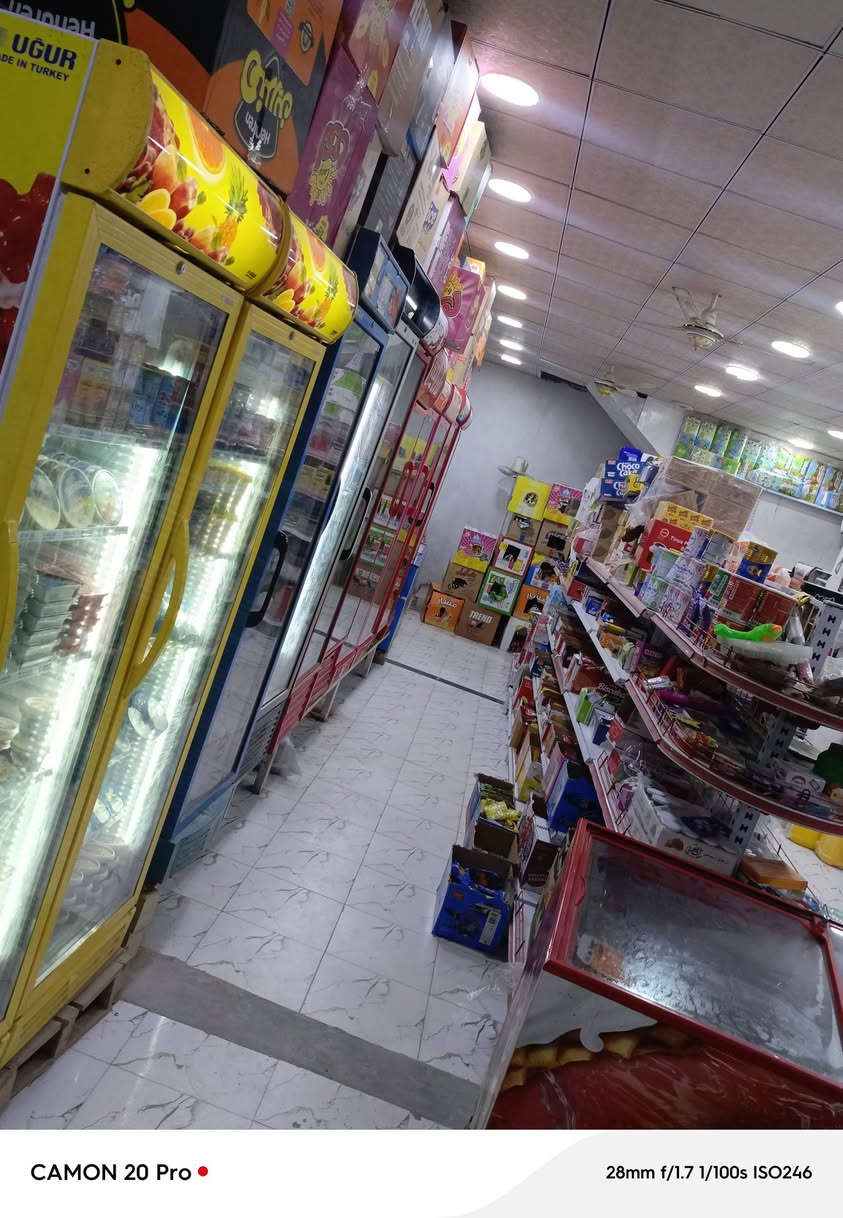السلام عليكم من رخصت مدير الكروب اسواق للبيع مع الايجار يعني تشتريه وتكعد بيه كبل لان العالم متعلمه على المحل صارلة 5سنوات بيهه 14 براد و4مجمدات ثنين دبل ومبرده وسبلت شوف تصوير المحل وخابرني العنوان نجف حي النداء شارع قنبر شارع 20 اكتب بل موقع أسواق البركة للتسوق المنزلي وشوف عنوانه الدخل مالته من700 إلى 800 
 وبصفه مدرسة خير من الله المحل سبب البيع اجه الدوام ومانكدر انلزمه. خابروني وخادم ***********

نص مكتوب في الصور:
- CAMON 20 Pro • 24mm f/1.7 1/100s ISO386
- CAMON 20 Pro • 28mm f/1.7 1/100s ISO246
- CAMON 20 Pro • 24mm f/1.7 1/100s ISO259
- CAMON 20 Pro •
- 24mm f/1.7 1/100s ISO515
- CAMON 20 Pro 24mm f/1.7 1/100s ISO542
- CAMON 20 Pro 24mm f/1.7 1/50s ISO402
- 24mm f/1.7 1/100s ISO529
