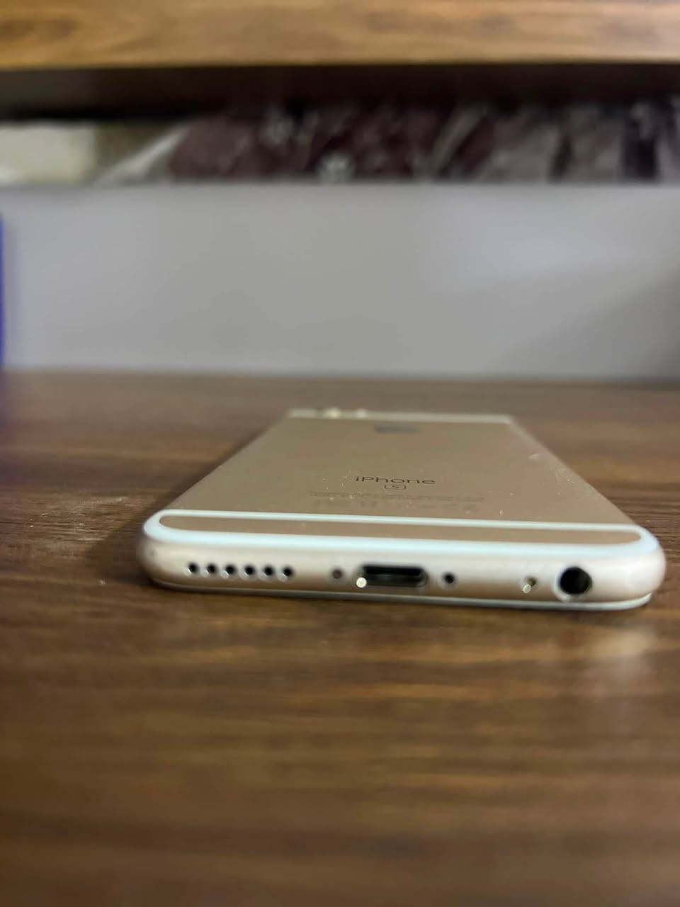 ايفون 6s امريكي
قطعه نظيفه كلش
ما مبدل اي شي بي ولا مفتوح
ذاكرته ٦٤
كل شي شغال بالجهاز
رايده ب ٦٠ الف
رقمي: ***********
