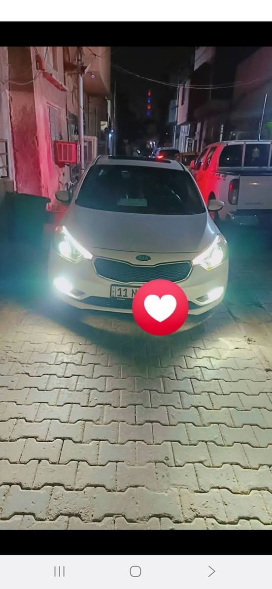 السلام عليكم
🚘 للبيع كيا فورتي امريكي السياره فول 1\1 فول مواصفات  موديل 2015  
📍 رقم بغداد الدولي الجديد
🔹 مواصفات السيارة:
• محرك٢٠٠٠ 
• لايت LED نهاري وليلي
• عدسات
• مرايا شفط
• إشارات بالمرايا
• تحكم ستيرن جهتين
• لاقطة
• كير ومحرك لم يُفتحا، على وضع الشركة
• حدادية وكهربائيات ممتازة
• تبريد ثلج 🧊
• ثلاجة بالچكمچه
• تدفئة
• تخم تاير جديد
• بطارية جديدة
• أرضية مغلفة جلد
• عداد 160كم حقيقي وقابل للزيادة
🔧 السيارة جاهزة، ما بيها أي نقص. صور الحادث مرفق بل منشور مكان بغداد المنصور  ***********
