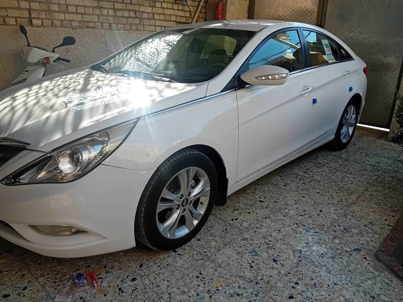 سوناتا خليجي مديل ٢٠١٢ كفالة عامة من كلشي رقم بغداد بسمي مكينة ٢٤٠٠ دوش مكفولة بدون فتح كير مكفول السيارة جاهزة من جميع النواحي مكاني بغداد ***********
