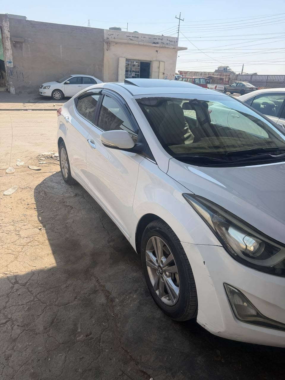 النترا موديل ٢٠١٥ سياره فول مواصفات بصمه سلايت سنويه ورقم وهزه جديد محرك ١٨
بدون صبغ بيها ملاحضات
السعر ١١٥ورقه بيها مجال
 ***********
