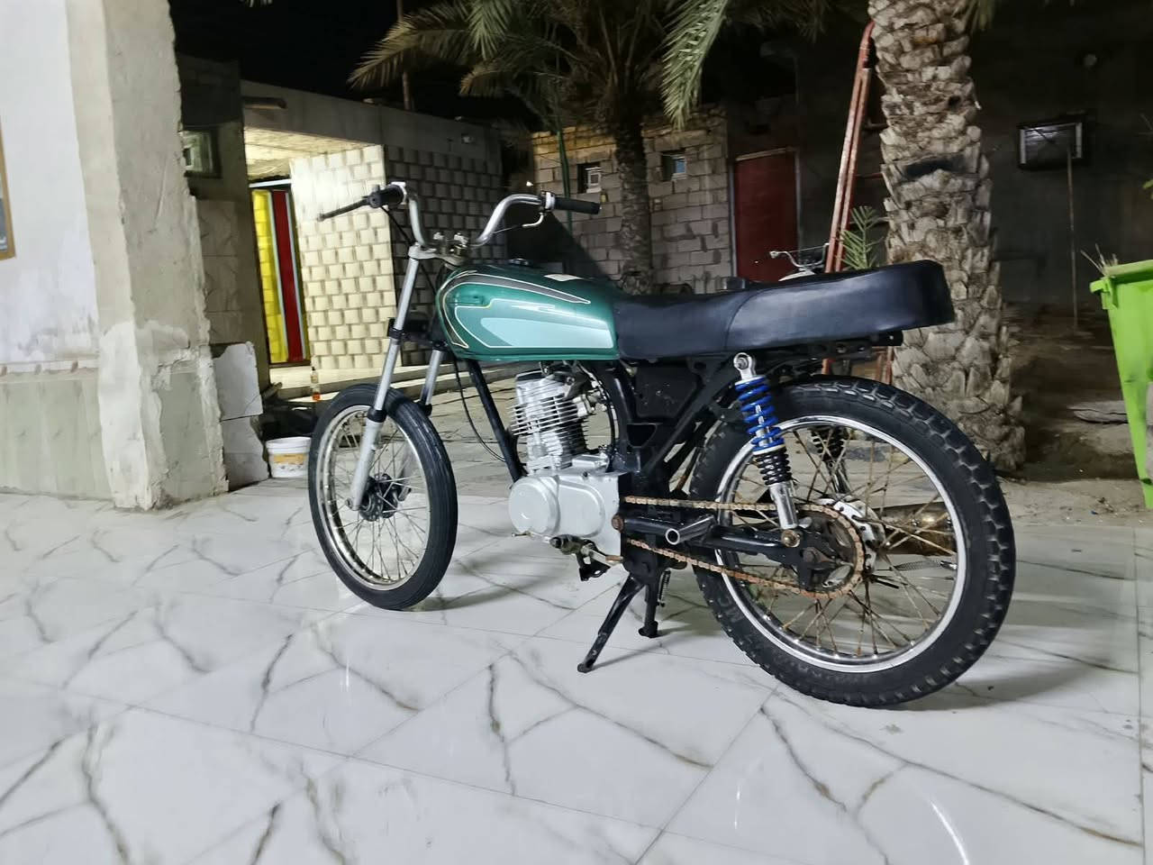 سلام عليكم
دراجه نامه كلك كلك

مكينه نامه مفتوحه ولفات 

دراجه جاهزه ماناقصه شي

السعر 375 وبيه مجال قليل

مكان سوق الشيوخ ناحية الطار 

***********

