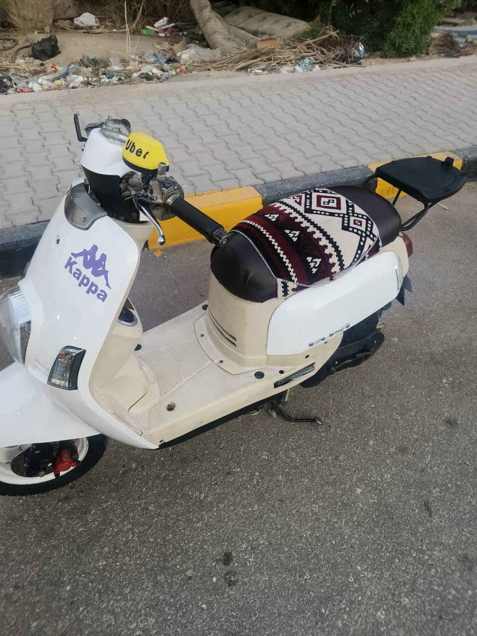 بوليس كابريتر للبيع 🇯🇵
مكينه بلاد شلعه ومعدل 
نكره سلف الدراجه قبل اسبوع نازله حاويه من سيد وسام العوادي
نكره سلف فول 
السعر 800 وبيه مجال 
الرقم *********** واتساب
