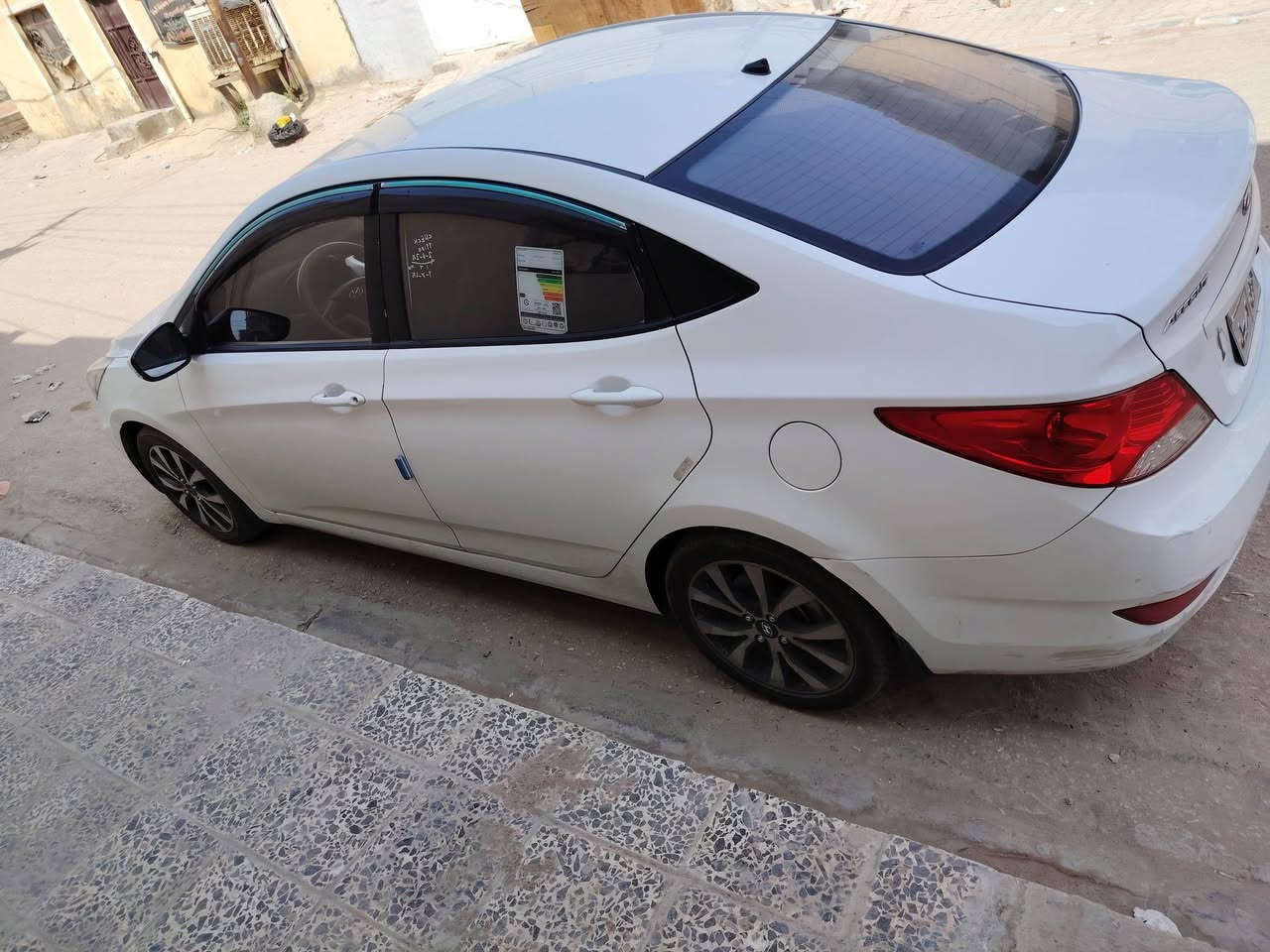 اكسنت موديل ١٧ بيه قطعة واحدة باب السايق مبدل باب شركة وبقية السياره كفالة عامة ماشيه ١٦٦ الف سيارة جاهزة مكينة وكير وحداديه تبريد ثلج السعر ١١٠ وبيه مجال 

للاستفسار الاتصال على الرقم
***********
النجف الأشرف

