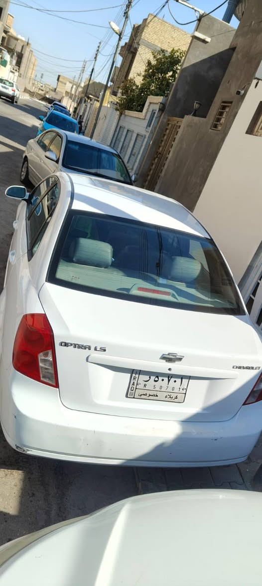 اوبترا موديل 14 
رقم كربلاء 
ماشيه 184
مكينه گير كفاله
حداديه جديدة 
تبريد تدفئة 
ادامه كاملة على مجموعه التايم كيس 
ضرر دوسه اليمنه وشويه بالباب الخلفي  الأيمن 
السعر 85وبيها مجال 
مكاني كربلاء ***********
