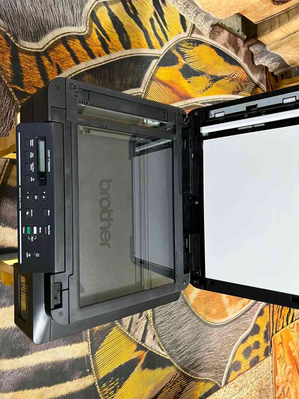 طابعة brother  T720 نظيفة استعمال قليل مع كامل الملحقات  العنوان ناصرية مركز السعر 225
***********
