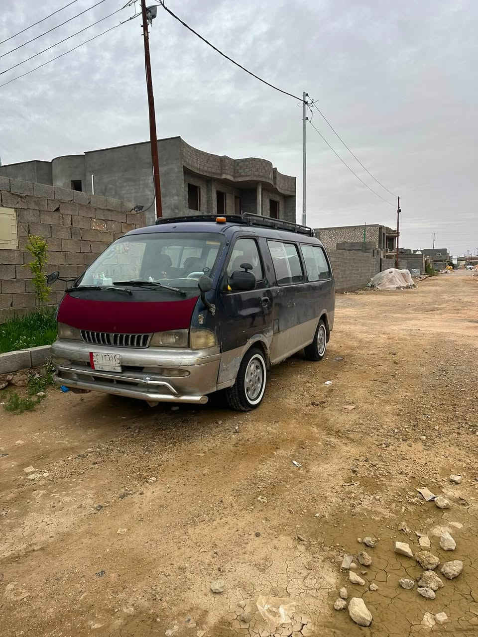 سلام عليكم من رخصت الدمن بريجو للبيع موديل سته وتسعين سنويه بشهر العاشر تنتهي السياره مطلوبه غرامات مرور واحد وستميه كير وكسن مكفولات مكينه بيها خيط تبخير شواطي اليمنه فقط معمرات سياره حلوه وجاهذه سعر 30او بيها مجال تواصل ***********وتساب
