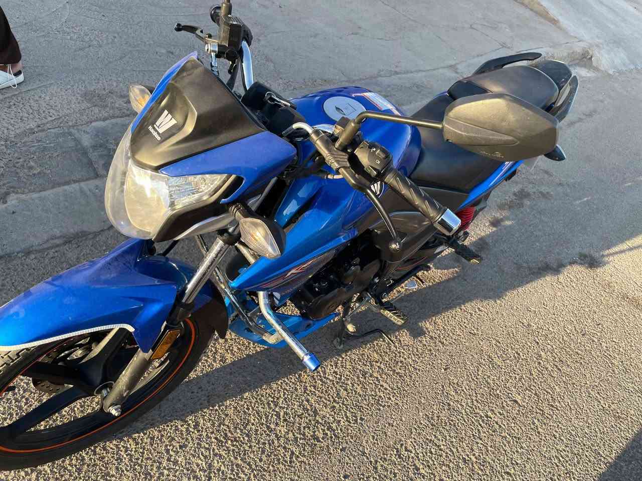 هاوجي KA
موديل 23 
مسجل رقم وسنويه انكليزي 
مكانه الرمادي 
السعر مليونين و750
للاستفسار ***********
