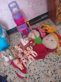 للبيع سعر مناسب جدا جدا ليريدهن يتصل على الرقم 07710307652مكان الشعب