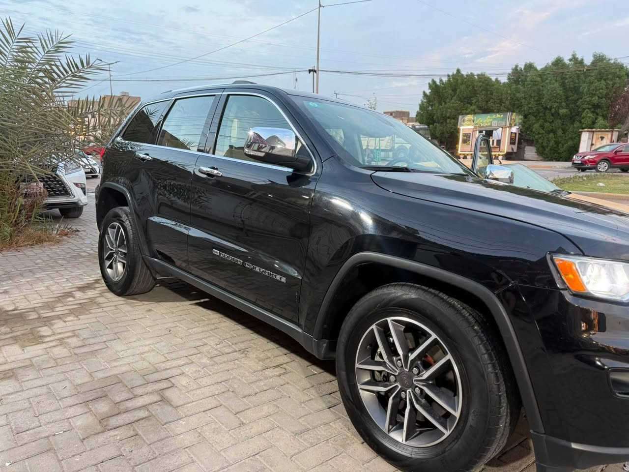 🔥 للبيع جيب 2022 Limited – شكل قديم 🔥

🖤 أسود | 6 سلندر | دبل

✨ المواصفات والتجهيزات:
▪️ فئة Limited
▪️ وارد أمريكي 🇺🇸
▪️ كود ضرر
▪️ العداد 125 ألف كم
▪️ كير ومكينة كفالة ✅
▪️ تدفئة مقاعد 🔥
▪️ تدفئة مقود 🔥
▪️ كراسي كهرباء ⚡
▪️ صندوق كهرباء ⚡
▪️ دبل

💰 السعر: 225 ورقة

📍 بغداد – حي الجهاد – الشارقة
📞 *********** بغداد, العراق
