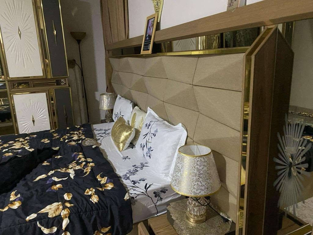 معرض عياض ويوسف غرفه نوم تسع قطع سعر 600 ويا الشد وين نقل؟》***********》***********》 كركوك, العراق
