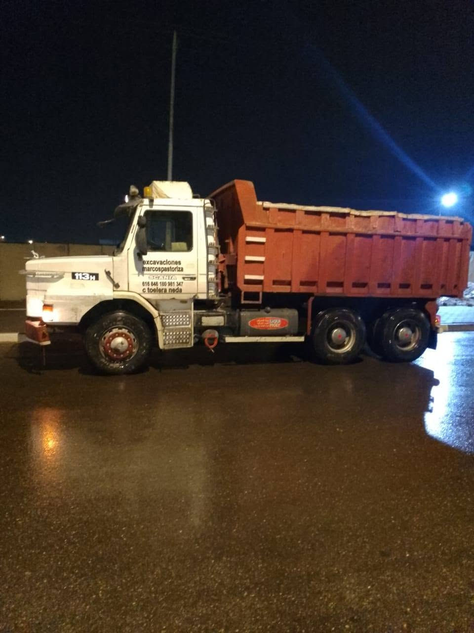 سكانيه البيع جاهزه للعمل كير ومكينه جاهزات وشاصي مكفول سياره جاهزه حته تبريد بيه مكانه بصره رقم الماني مشروع وطني. راعيه موجود يحول سعر. 100 قفل رقم الهاتف ***********

