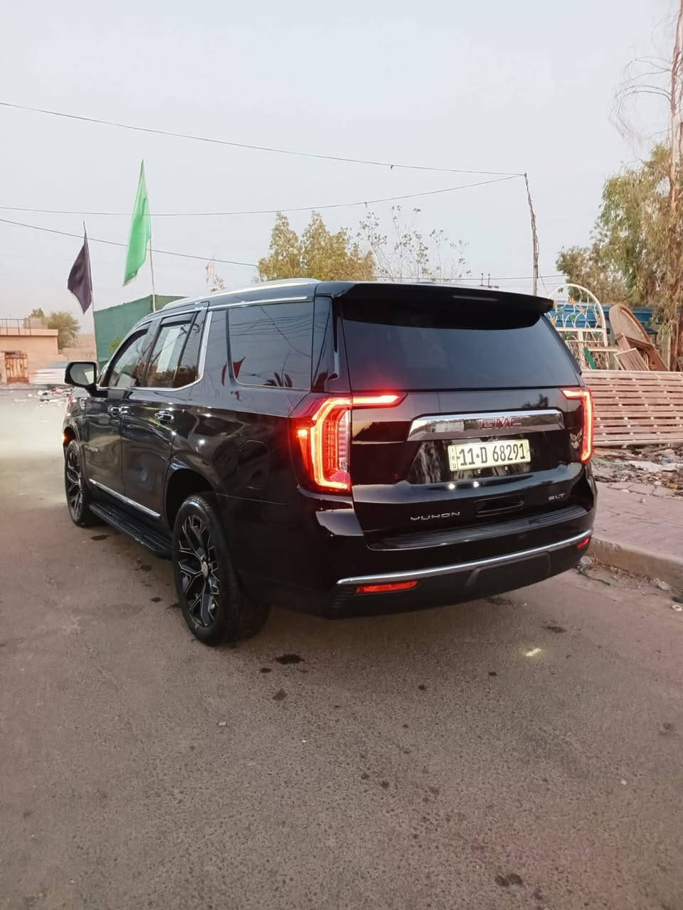 سلام عليكم جمسي مديل 2023 وارد امريكي بسمي حادثه فقط دعاميه فه SLT فول مواصفات محرك 5300 فول مواصفات 5كامرات كشنات سياحي تدفه تبريد شاحن ويرلس مثبت سرعه فور ويل بنراما جنطه كهرباء مرايات شفط بعد بيه هواي مواصفات السعر 510 رقم الهاتف ***********
