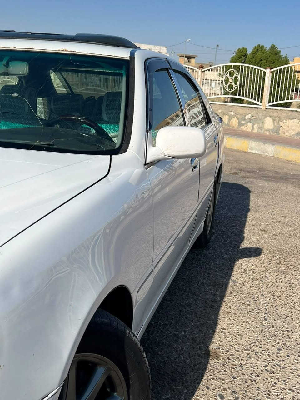 مكفوله من الكصه ولنقل جثه سياره تخم تاير حداديه تتفهه تبريد لون ابيض صدفي دكمتين مكينه فيفيتي رقم صدامي سياره حاويه مامكصوصه مكان السياره ميسان ***********
