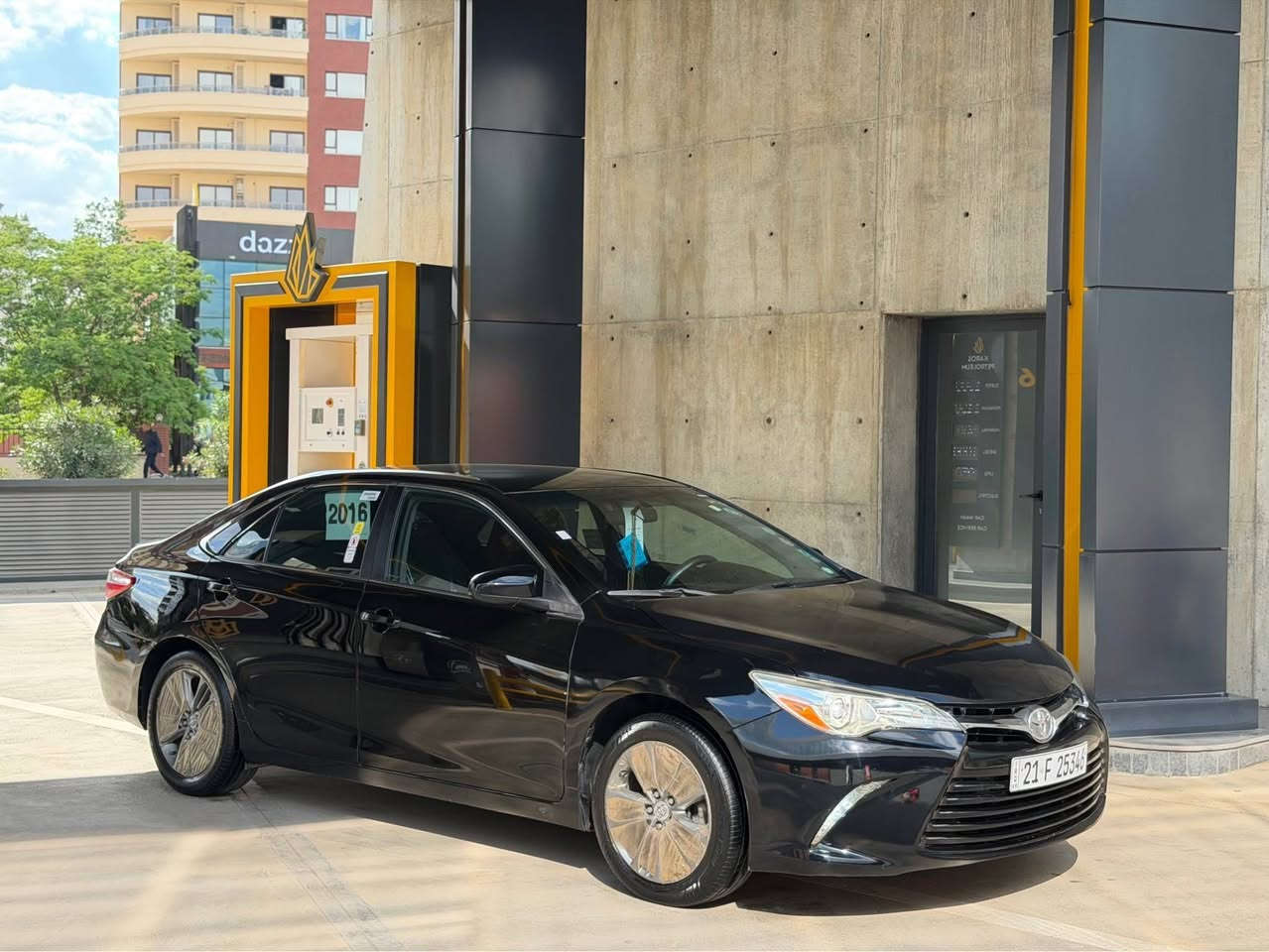 ‏TOYOTA CAMRY 2016LE
کامرى مۆدێل2016 LE 
ڕەنگى ڕەشی قەتران
گێڕ و مه كينه ى به شه رتى يه ك مانگ بەس قەباخی کراوەتەوە بۆ دیجیتاڵ
سه وت و سه رف و خه له لى نييه به شه رت
(( دوو پارچه ی بۆیاخە)) 

ئێرباگی نەتەقیوە✅
 
مواسەفات
( - شاشه - كامێرا - كوشن كاره باى - ويل كه پ - ناو ڕەش  - ڤۆليۆم - تحديد سورعه  - حاسە )

چوارتايه و ويلى لۆكى له ژێرداييه
سه نه وى و ڕه قه مى تازه يه 
::: گێڕ و مه كينه و كاره باى  و هه موو گيانى به شه رت :::

شوين: سليمانى
سعر:١٣٣$
مؤبايل: *********** السليمانية, العراق
