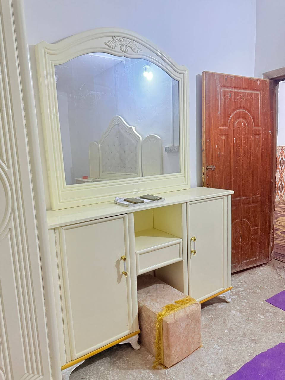 تصميم احدث الموديلات 
حسين سعيد للاثاث الحديث
🧿﷽ 🧿 #
#مبيعات البدير للأثاث 
العنوان  الديوانية قضاء البدير قرب مدرسه الصادق  الأهليه قرب السايدين ***********
*********** حسين سعيد 
متوفر خدمه توصيل داخل الديوانية اقضيه ونواحي
رابط قنا تليجرام  https://t.me/huuuusb
