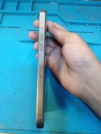 ا Iphone 15 pro max ماستر   مبدل شاشة وبطارية فقط   شرق أوسط  ذاكرة 25...