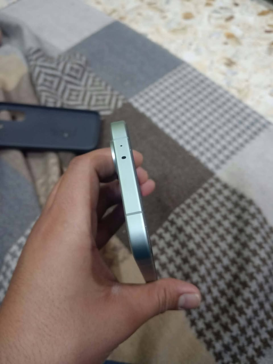 بوكو X8 برو • ذاكرة ٥١٢ • رام ١٢
