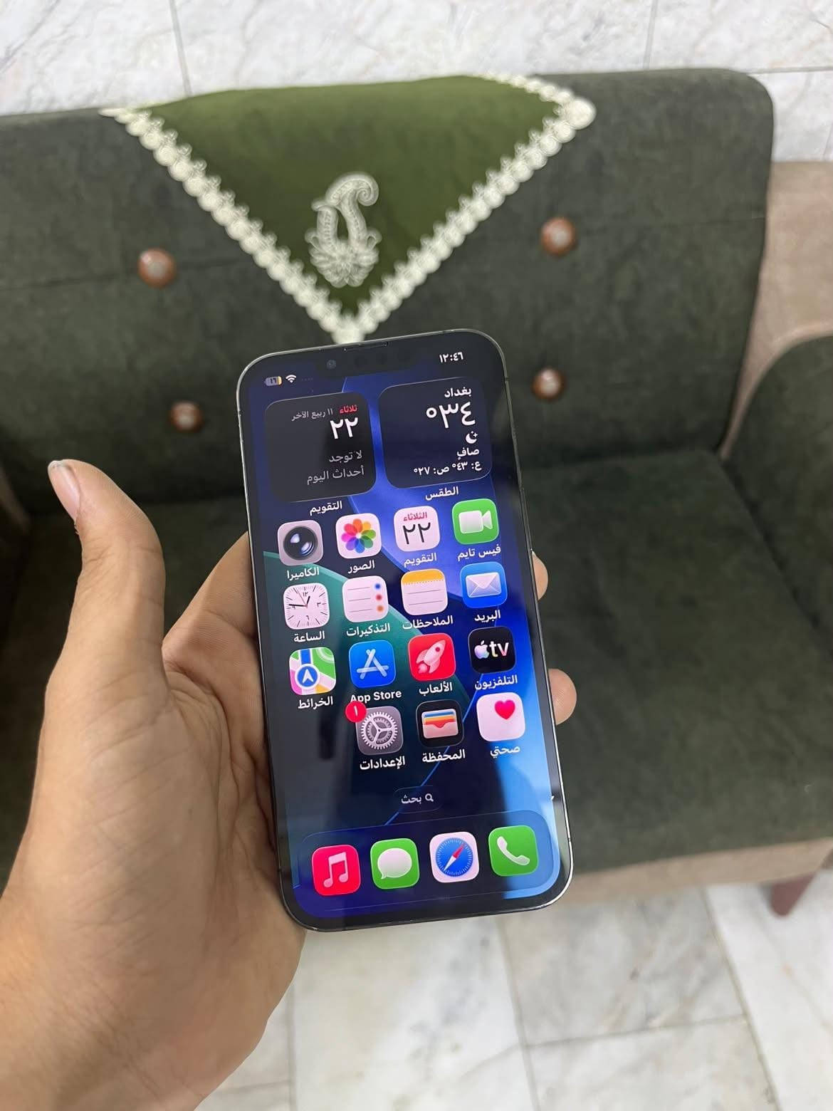ايفون 13 برو اسود 🔥
ذاكرة 256 ✅
بطارية 84 ✅
نموذج M ✅
نضافه 99% ✅
فيس ايدي شغال ✅
مكفول من العطل ✅
مكفول من التبديل ✅
سعر 575 وبي مجال للشراي مكان بغداد البلديات رقم ***********

نص مكتوب في الصور:
- ١٢:٤٦
- حالة البطارية والشحن
- كما هو الحال مع البطاريات القابلة لإعادة
- الشحن، بطارية الهاتف قابلة للاستهلاك
- وتصبح أقل فاعلية مع الوقت.
- معرفة المزيد...
- الحد الأقصى للقدرة
- ٨٤٪
- هذا قياس لقدرة البطارية مقارنة بقدرتها
- عندما كانت جديدة. قد تتسبب القدرة
- المنخفضة بتقليل ساعات الاستخدام بين
- عملية الشحن والأخرى.
- أقصى قدرة للأداء
- ستساعد الأنظمة المضمنة في النظام
- والمكونات في تخفيف آثار الأداء التي قد
- تلاحظها أثناء التقدم الكيميائي في عمر
- بطارية iPhone.
- شحن البطارية المحسن
- للحد من استنزاف عمر البطارية، يتعلم
- الـ iPhone من عادات الشحن اليومية،