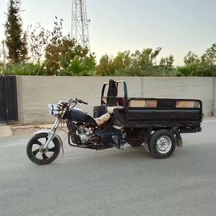 سلام عليكم ستوت مال رزق نضيفه  سعر 800بيه مجال عنوان كركوك حي عسكري رقم ***********
