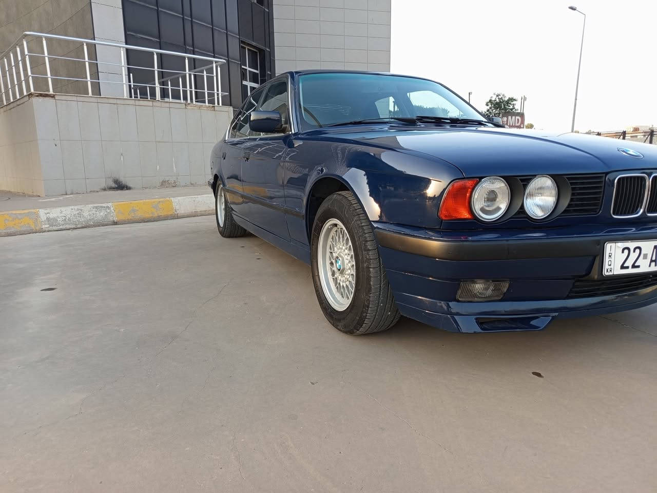بي إم ٥٢٥ • ١٩٩٢ • رقم اربيل