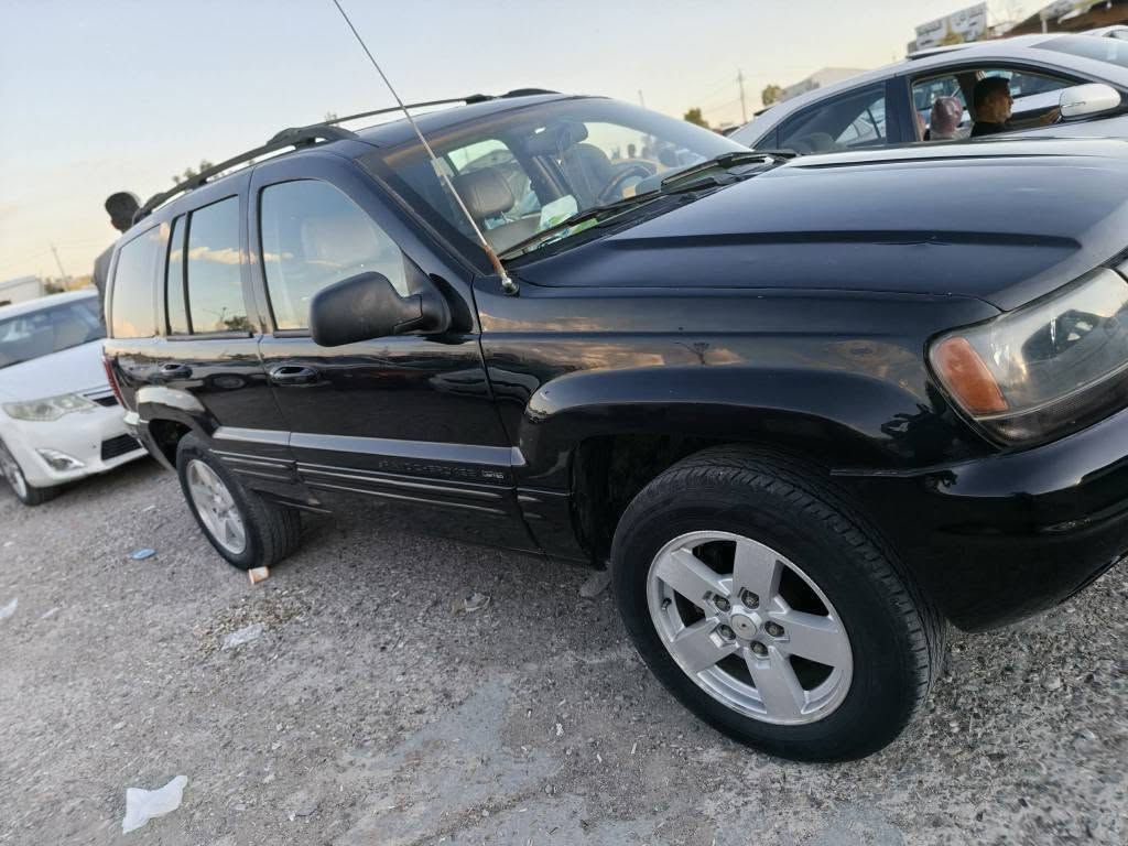 جيب شيروكي موديل 2001 
محرك كير اكسل ابشرك صبغ جماليه فقط بدون ضربه تبريد يحتاج كمبريسر 
محرك 8سلندر بلادي 
سياره بسمي شرط تحويل وكاله سنويه لل30 
سعر 65بي مجال  للاستفسار *********** كركوك, العراق
