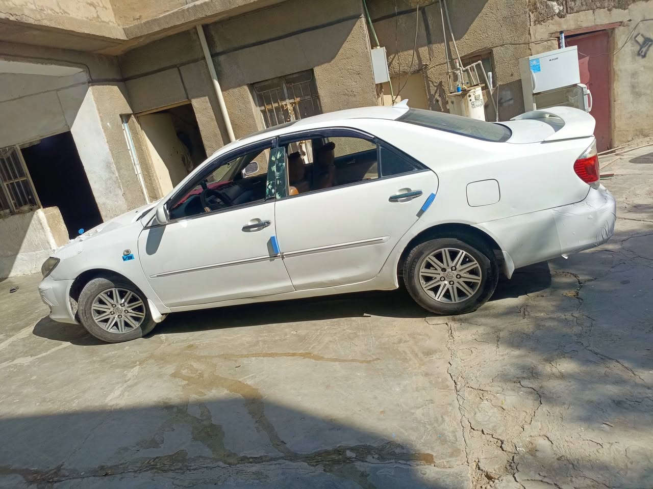 كامري ٢٠٠٤ كفاله عامه ماعده صبغ حزام المكان دياله *********** رقم بغداد  محرك سته سلندر كراند
