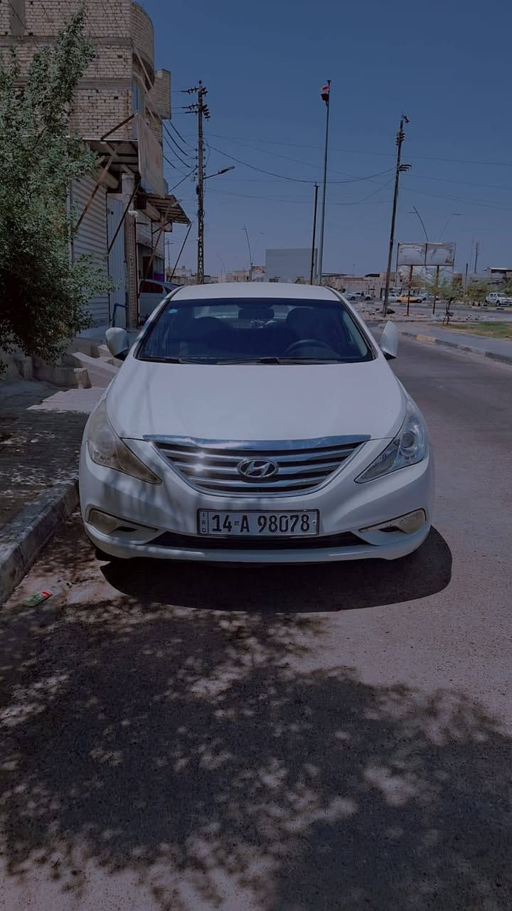 اسلام وعليكم .
سوناته مديل 13  الرقم الجديد
وارد كوري ما مكفول بس اصوليت مكفوله
السياره خطين 
السعر 115 
مكاني بالبصره بالقبله قرب البريد. للتصال ***********
