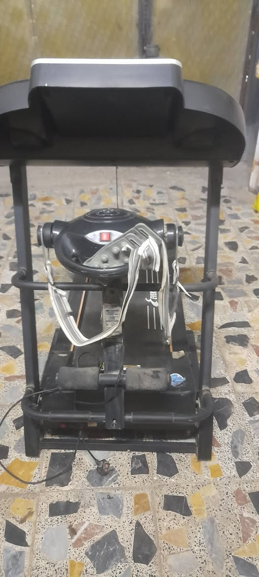 جهاز جري للبيع مستعمل وبحالة ممتازة لحد وزن ١٥٠ كلغم العنوان بغداد حي الجهاد هاتف
***********

