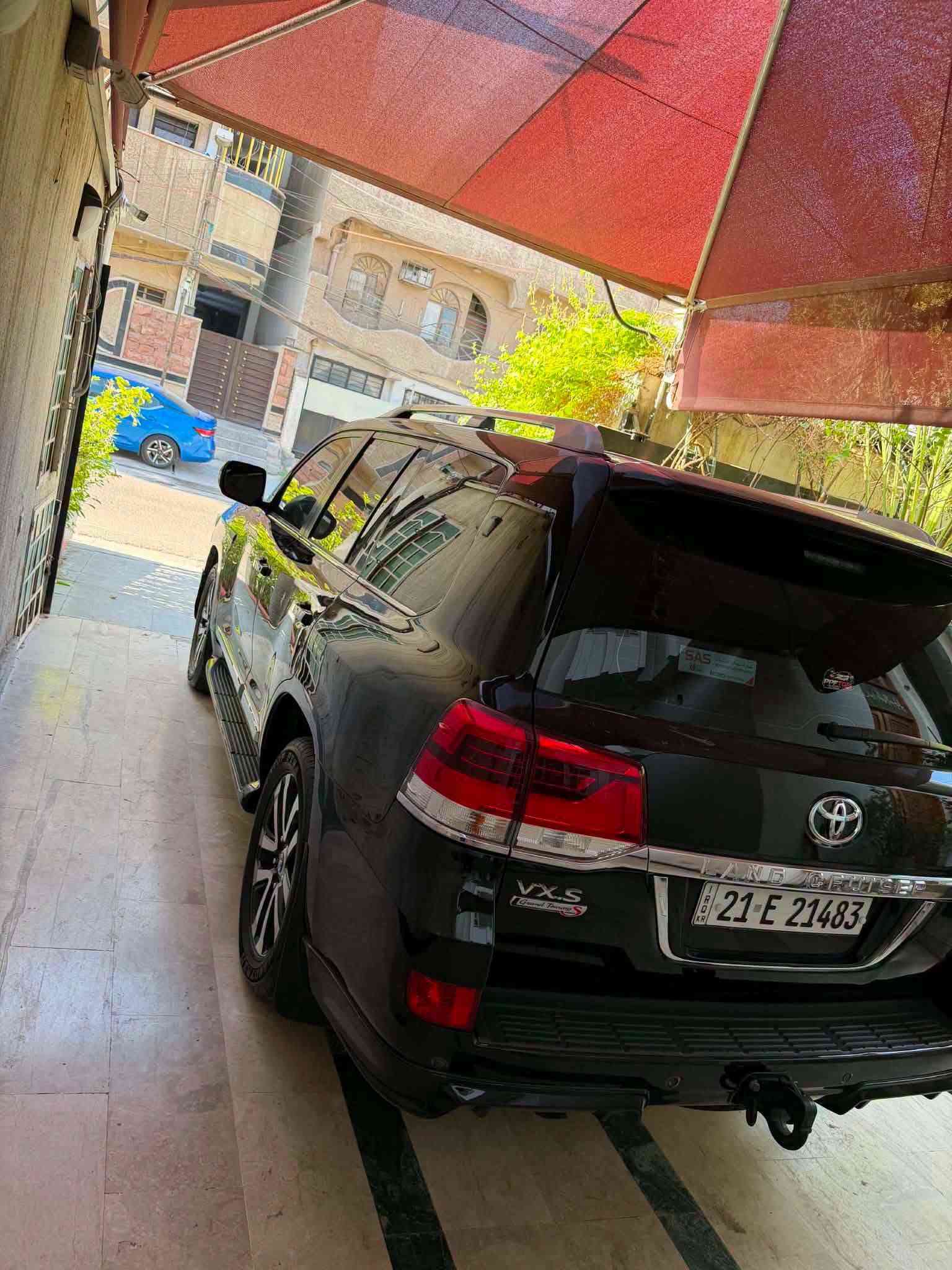 لاندكروز VXS • ٢٠٢٠ • مكينه 5.7