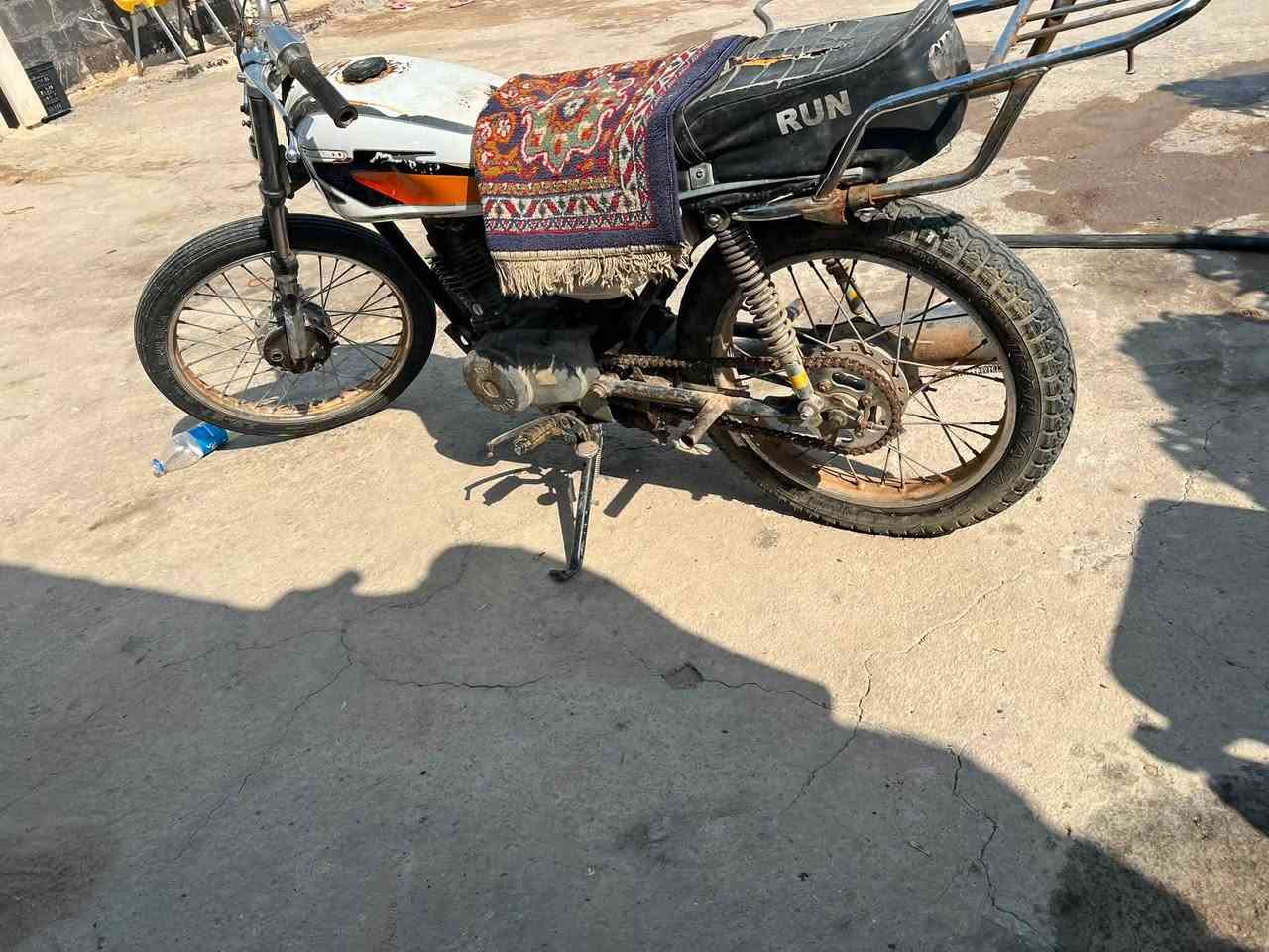 سلام عليكم حبايب ارشه البيع العنوان بابل محاويل قريت البعلوان شارع أبو طياره سعر 140 وبيه مجال حك جيه دراجه يردله كام شفت هيه شغاله نكره بس بيه صوت كام شفت هذه رقمي *********** وشراي بي. خير ويدلل 💁🏻

