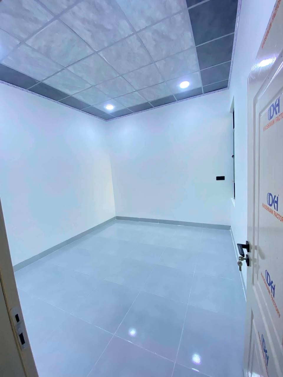 🏡 دار للبيع زيرو– الموصل
📍 الموقع: حي الملايين الثانية – قرب جامع العادل
📐 المساحة: 173 م²
🛏️ غرفتين نوم
🛋️ هول استقبال
🚿 صحيات داخلية وخارجية
💧⚡ خدمات كاملة

💰 السعر: 77 مليون دينار

📞 للاستفسار والتفاصيل: ***********
*********** 

✨ فرصة مميزة للسكن والاستثمار
