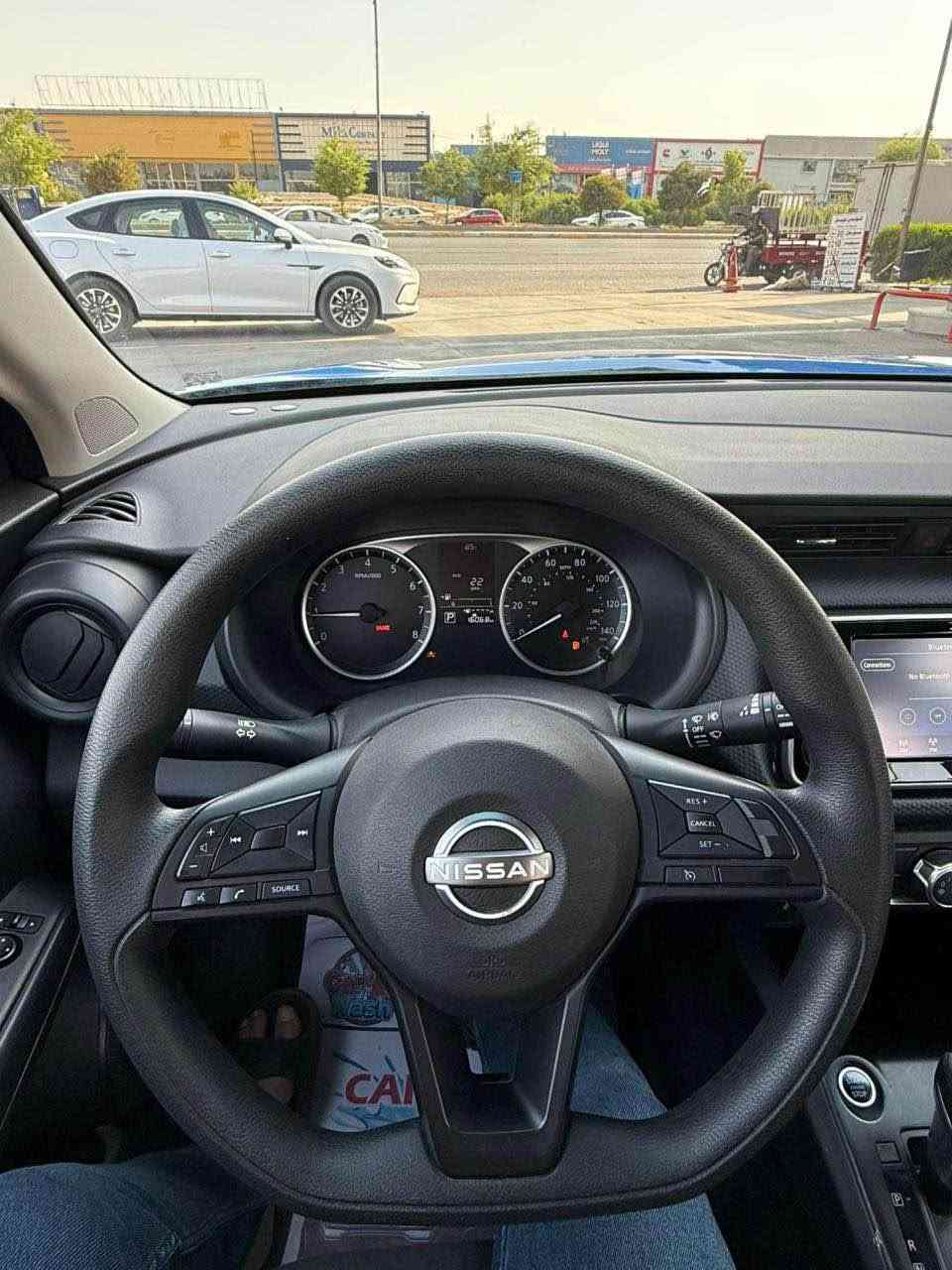 نيسان كيكس 2023 🖤
ماشيه 27 الف 🏎️
فقط جملغ امامي صبغ 🔻بدون دواخل بشرط ✅
بدون تعديل✔️
ايرباك مامفتوح ✅
گئر ومحرك وتبريد ورادار وحجر كلها سليمة بشرط ✅

السعر 117 ورقة 💵💲 تترقم شمالي 
للاستفسار الاتصال ☎️
رقم الشاصي داخل المنشور 👇

مواصفات : S ♻️

بصمه تشغيل🔘
شاشه جبيره ايباد لمس
كاميره دواره
كشن هيتر
گئر اوتوماتيك و عادي
بريك بصمة 
فول تحكمات ستيرن
تحديد سرعه
ستيرن فوليوم
لايتات أوتو زينون
نظام اوتو ستوب
نظام تركشن
نظام ECO اقتصادي بانزين
مسجل Bluetooth + Aux + ipad + usb

العنوان / (معرض اربيل كارس ) شارع 100 🏠***********
*********** أربيل, العراق
