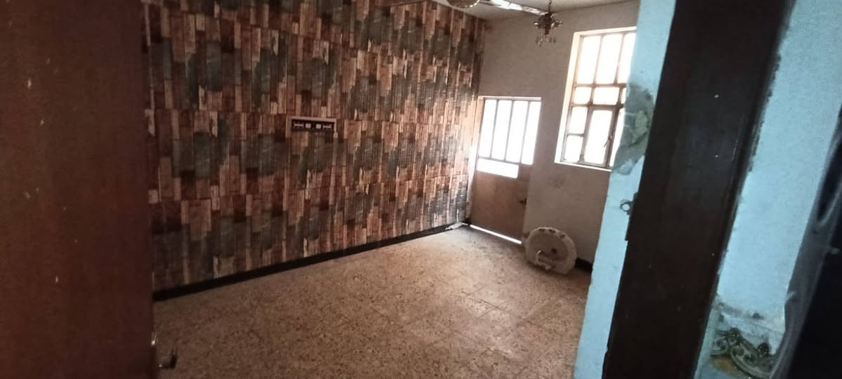 بيت للايجار
المساحة البيت: 125

غرفتين نوم وصالة و مطبخ واستقبال 

العنوان : الزعفرانية شارع الكهرباء قرب أسواق السلام 

رقم الهاتف: ***********
