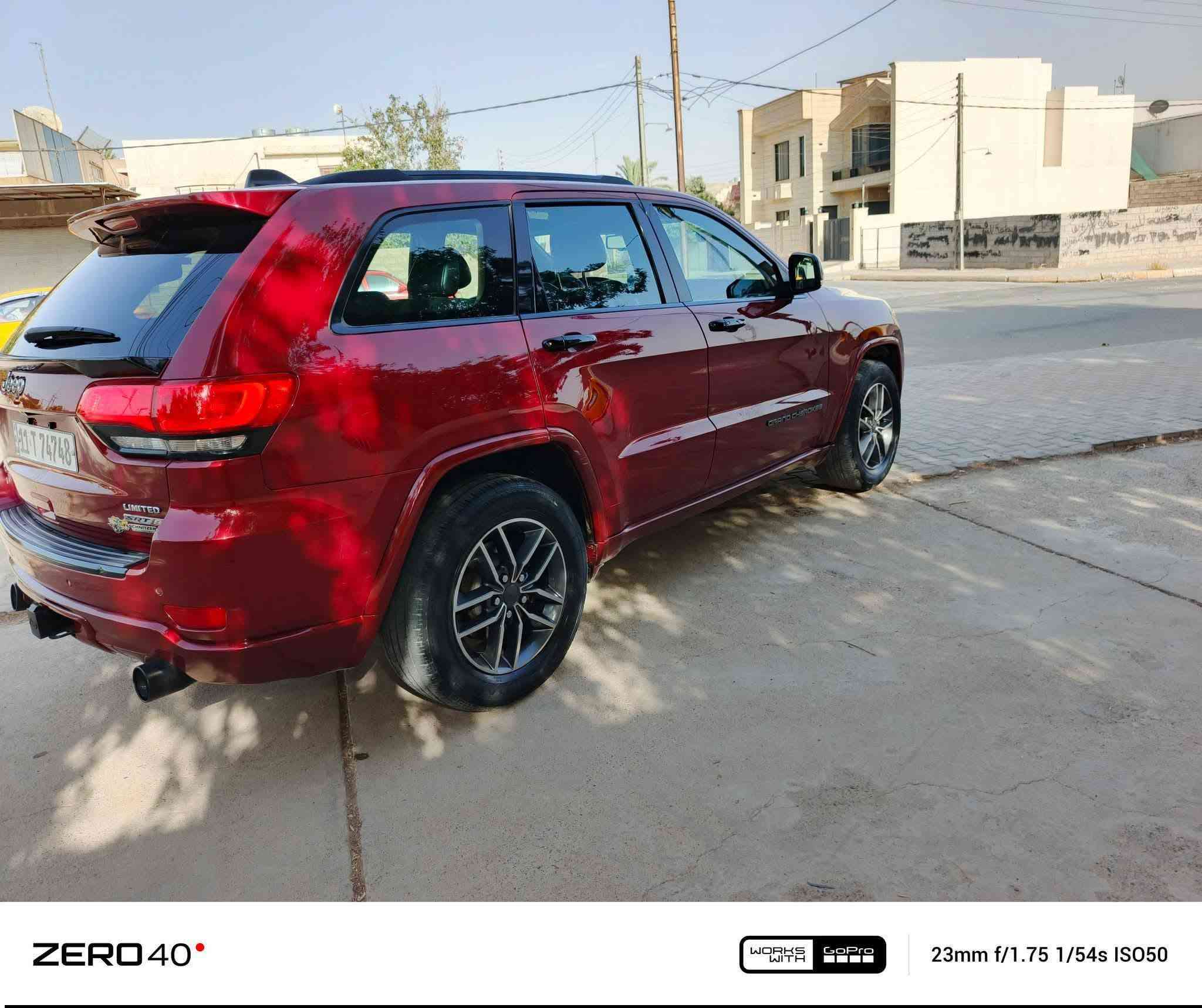 سلام عليكم جيب لاريدو بلاك توب سومث خليجي 
بيها ٣ قطع أمامي صبغ سياره ما بيها أي نص لايت زينون عدسه ٥ أورق شاده
بنرامه كير محرك لوك 
مكاني كركوك رقم بغداد جديد سنويه بسمي 
مراية قلاب سياره فول الفول 
***********
