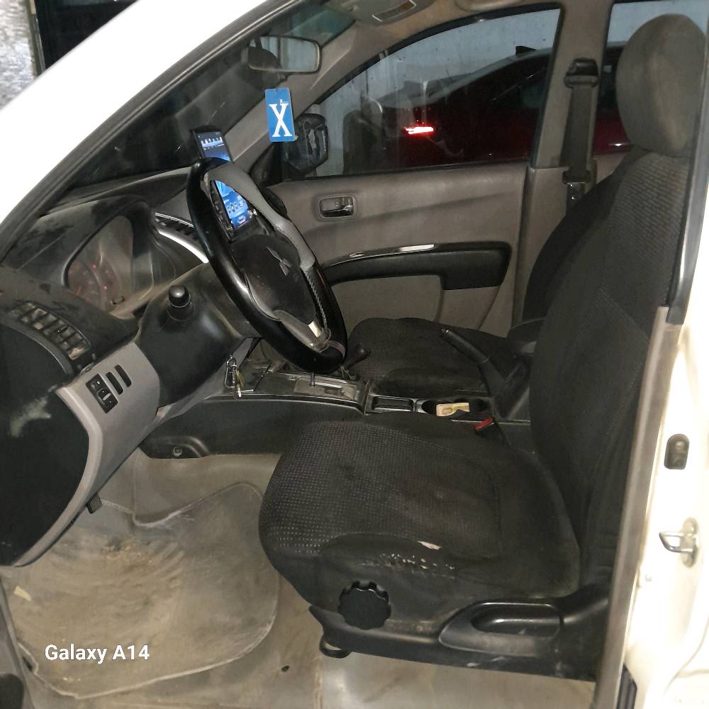 السلام عليكم  ميسي بوشي  للبيع مديل  ١٥.   ٦ سلندر كفاله عامه  سياره برغي ما مفتوح بيه و سعر مناسب الرقم صاحب سياره  *********** وساب و رصيد مكان بغداد  البلديات  و سعر ١٢٥ قفل