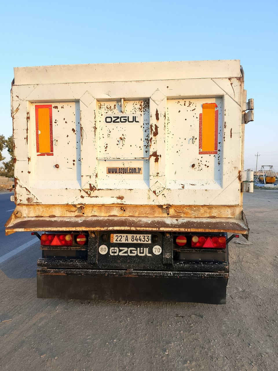 للبيع فالفو شيطاني نساف مربوط سنويه جديد لحد 2031 كير عادي بودي اوزكل ثلات اخطوط ***********
