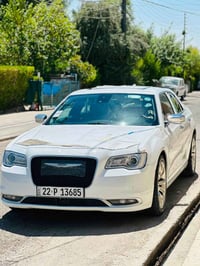 كرايسلر 300C • ٢٠١٧ • حالة الوكالة