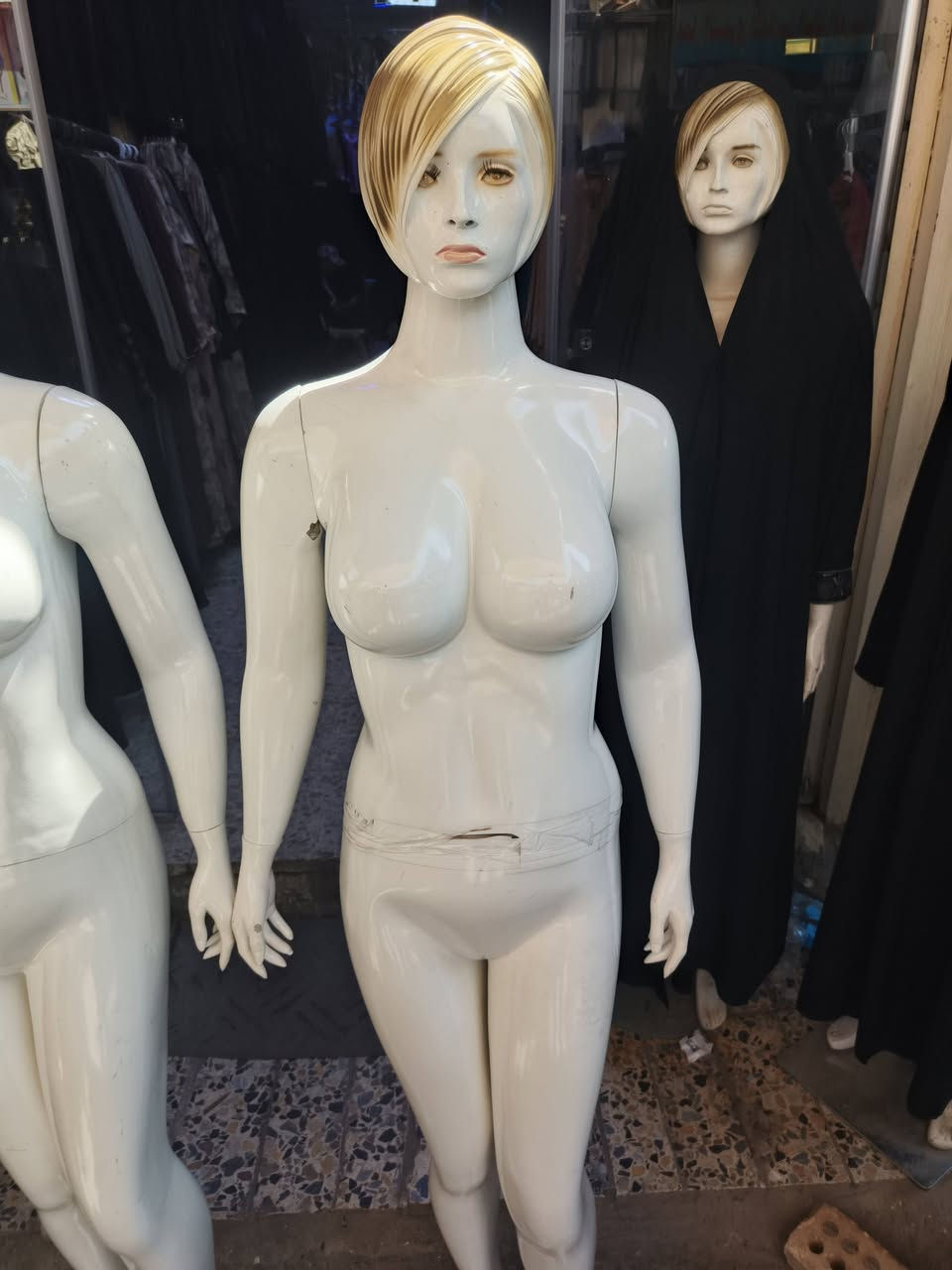 سلام عليكم ملايكانات  لبيع جديات نضفه ٩٠٪ توصل واتساب ***********
